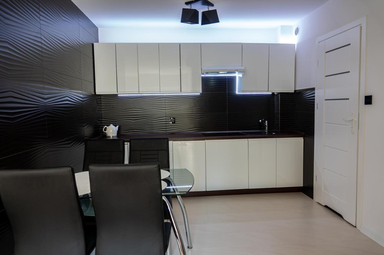 Nowy Apartament Z Duzym Tarasem I Parkingiem Svinoústí Exteriér fotografie