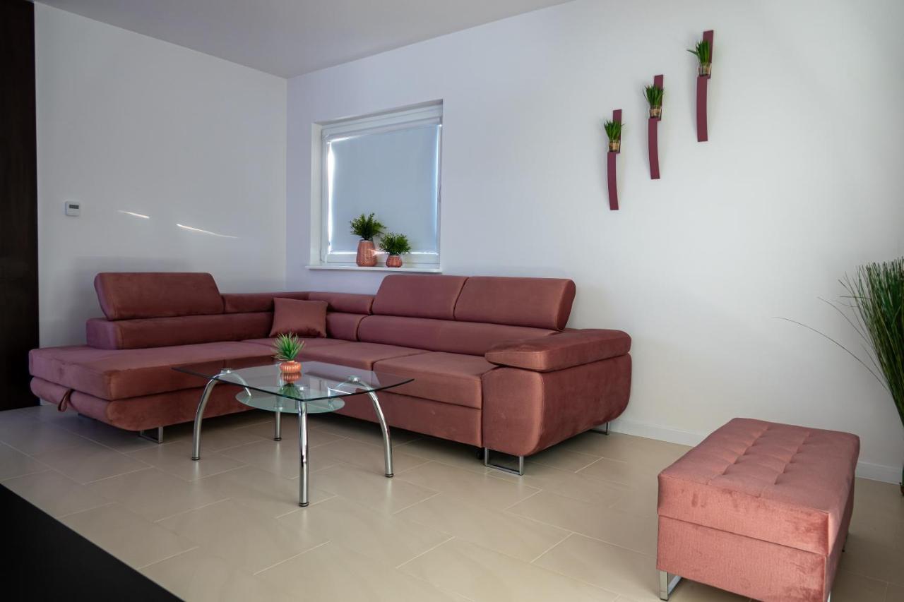 Nowy Apartament Z Duzym Tarasem I Parkingiem Svinoústí Exteriér fotografie